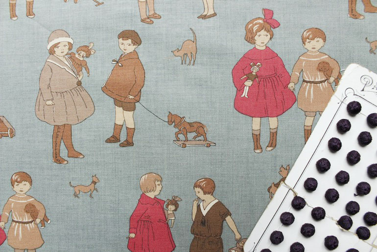 Ji FG Petite Odile ちいさな子